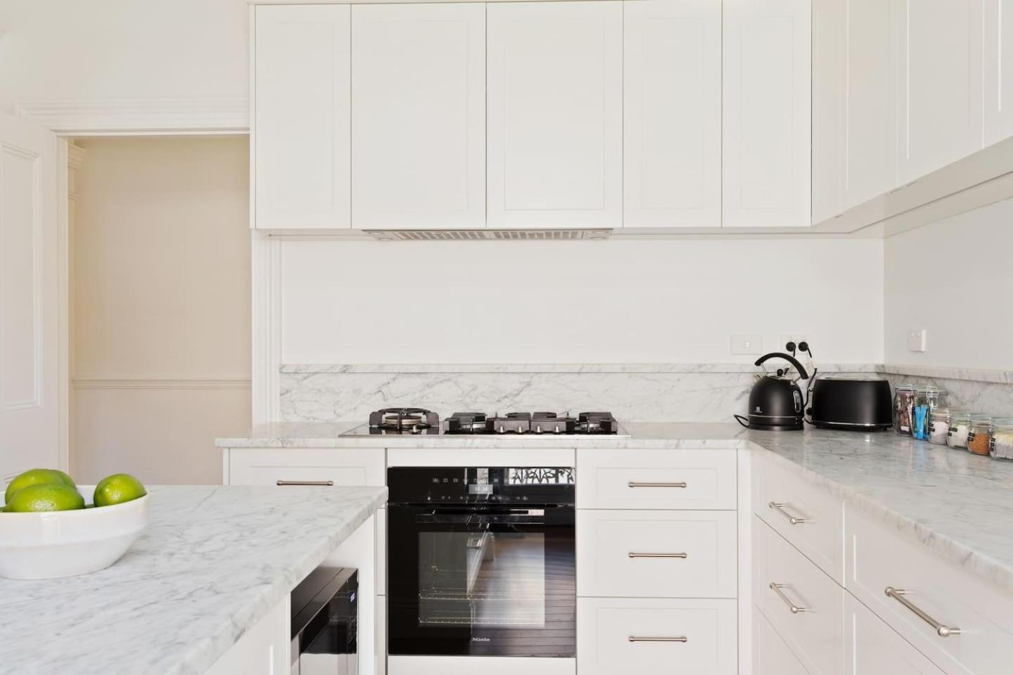 Elizabeth Elegance, Holiday home Launceston